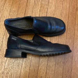 Mephisto Women's Leather 100% Caoutchuoc Sole Shoes - size 7 US